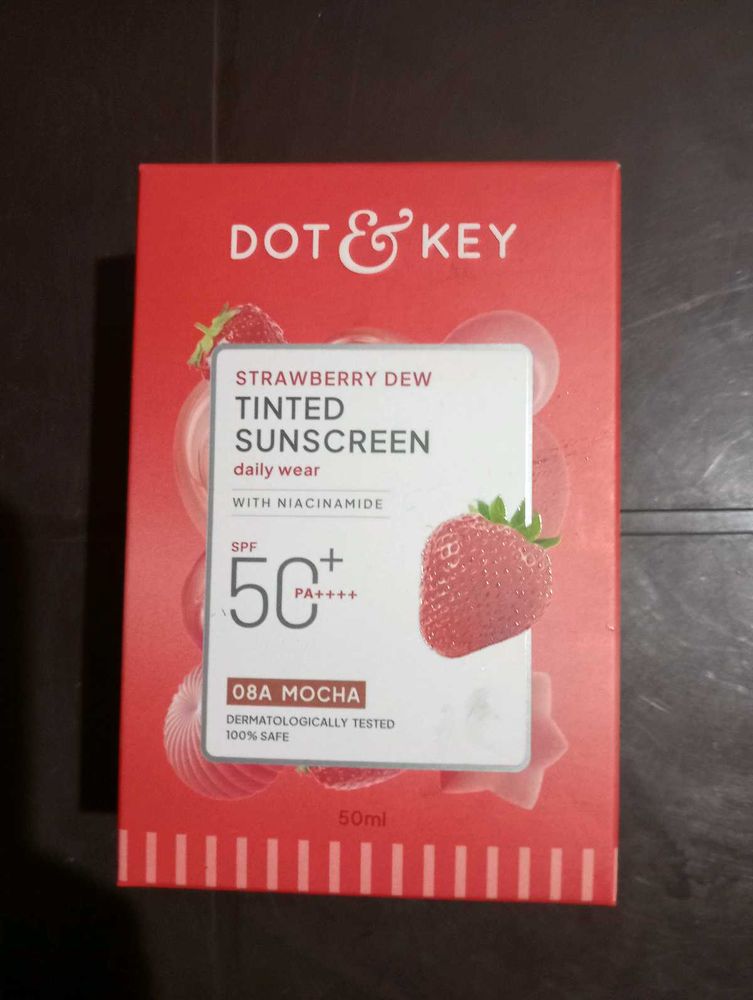 DOT &amp; KEY Strawberry Dew Tinted Sunscreen