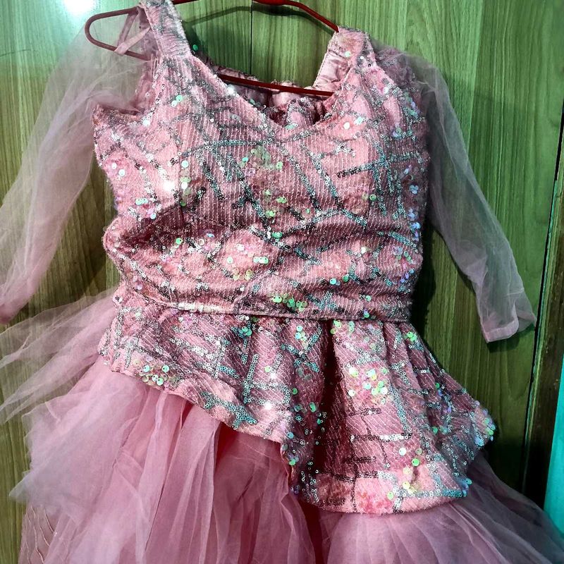 Sparkling Pink Lehenga Choli nd dupatta