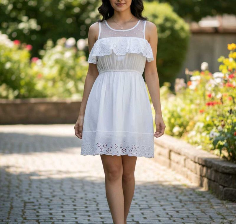 🤍White Eyelet Mini Dress🤍