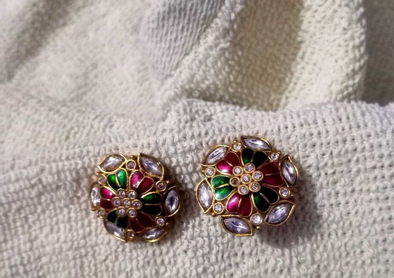 Exquisite Floral Stud Earrings