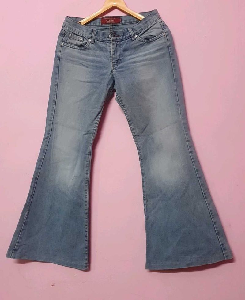 Bootcut jeans for 32 waist