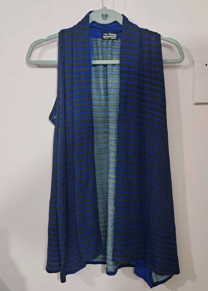 Sleeveless Shrug