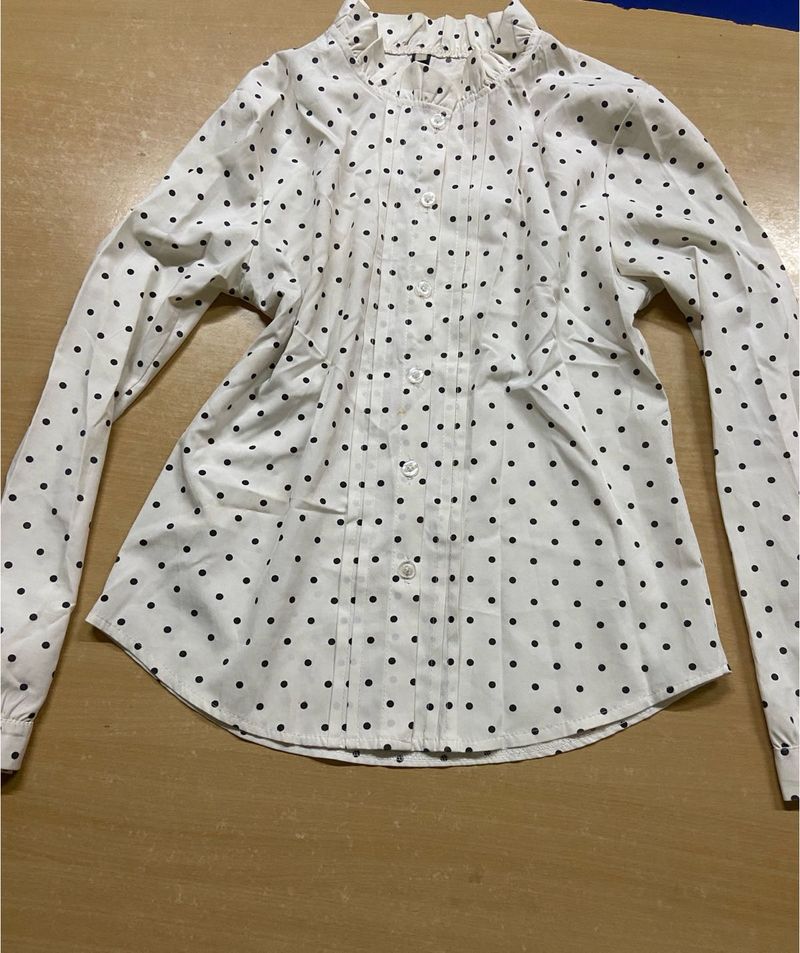 Chic Polka Dot Blouse