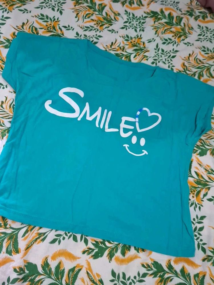 Cute Teal T-Shirt with Smile Graphic