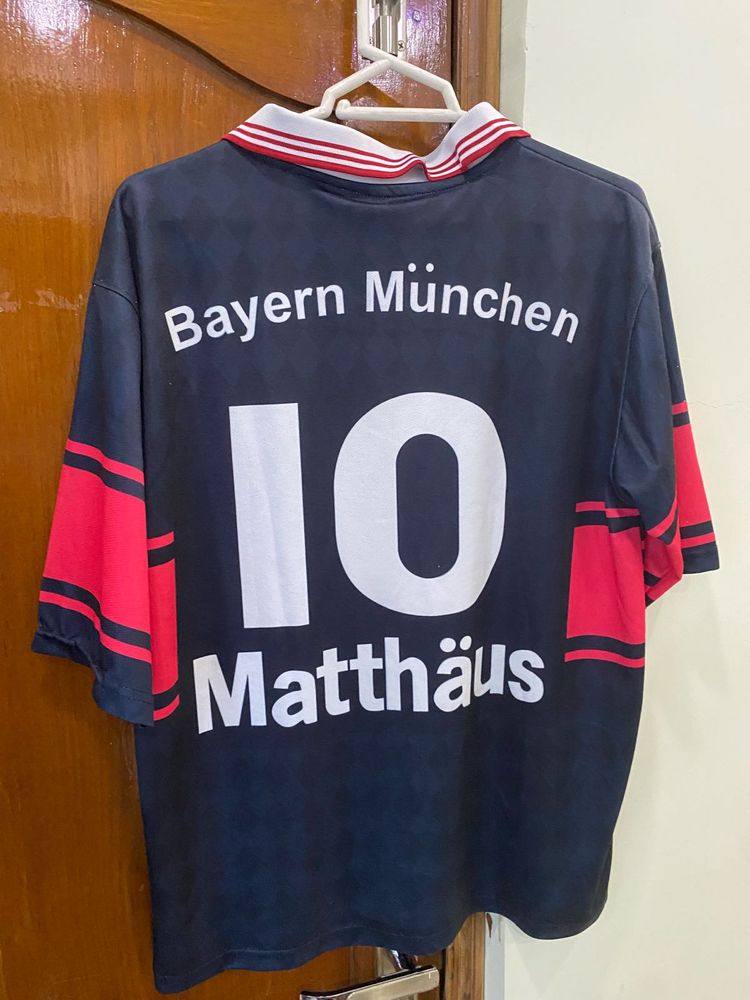 MATTHAUS BAYERN 97-98 HOME KIT