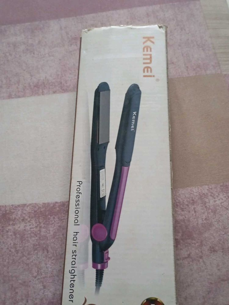 Kemei Professional Hair Straightener