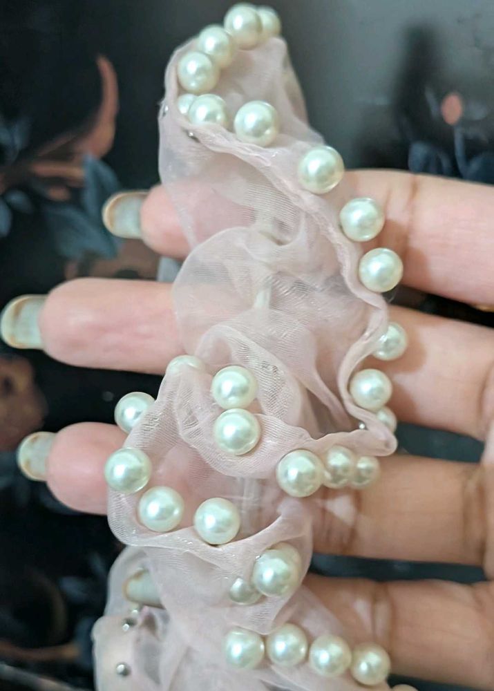 Pearl Scrunchie + pretty waves peach scrunchi