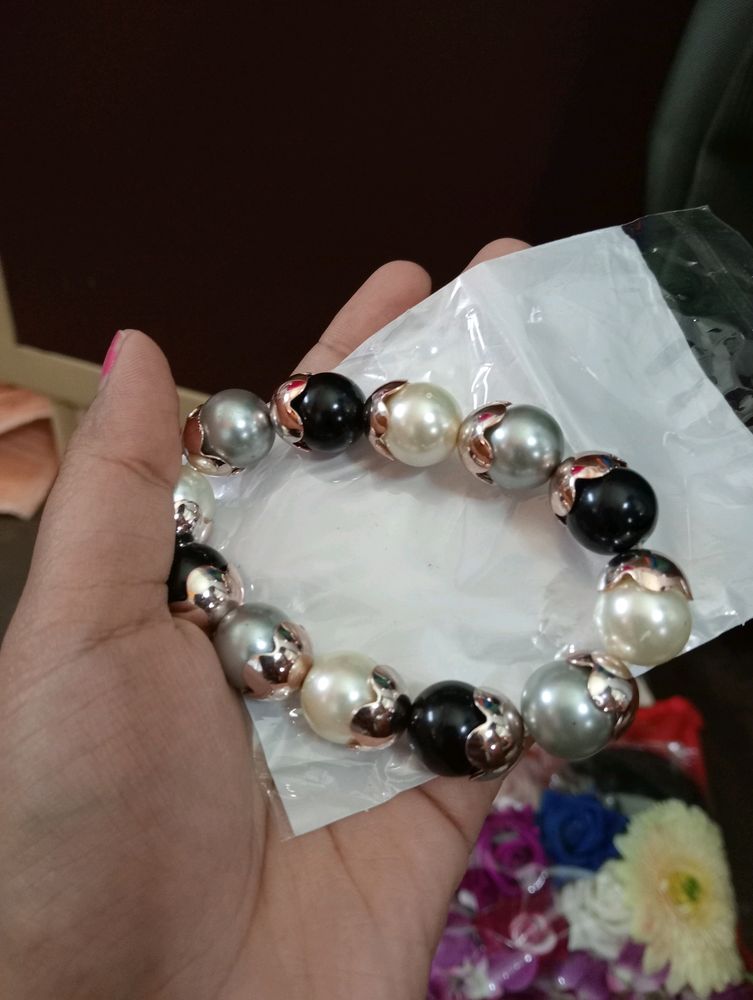 Pearl Bracelet (New)
