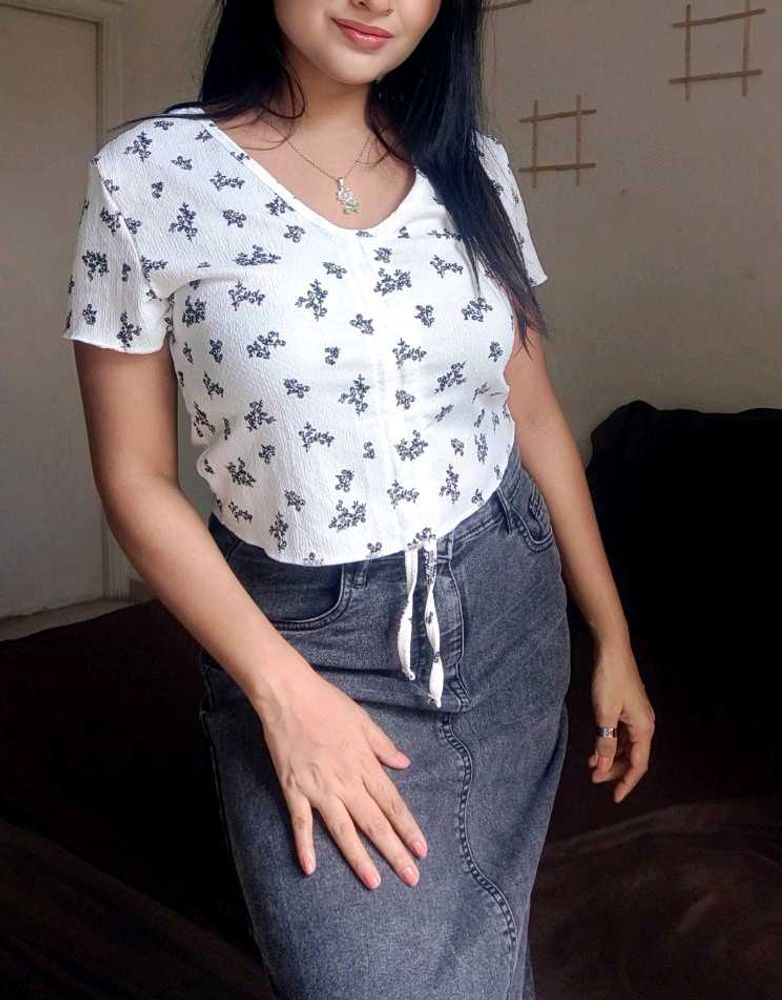 Cute korean style top