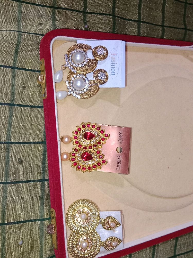 Vintage Style Earring Set