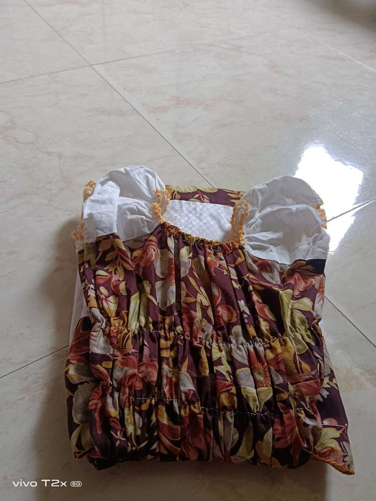 Floral Print Blouse with Puff Sleeves