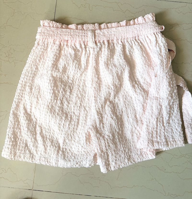 Chic High Waist Textured Shorts With Belt
