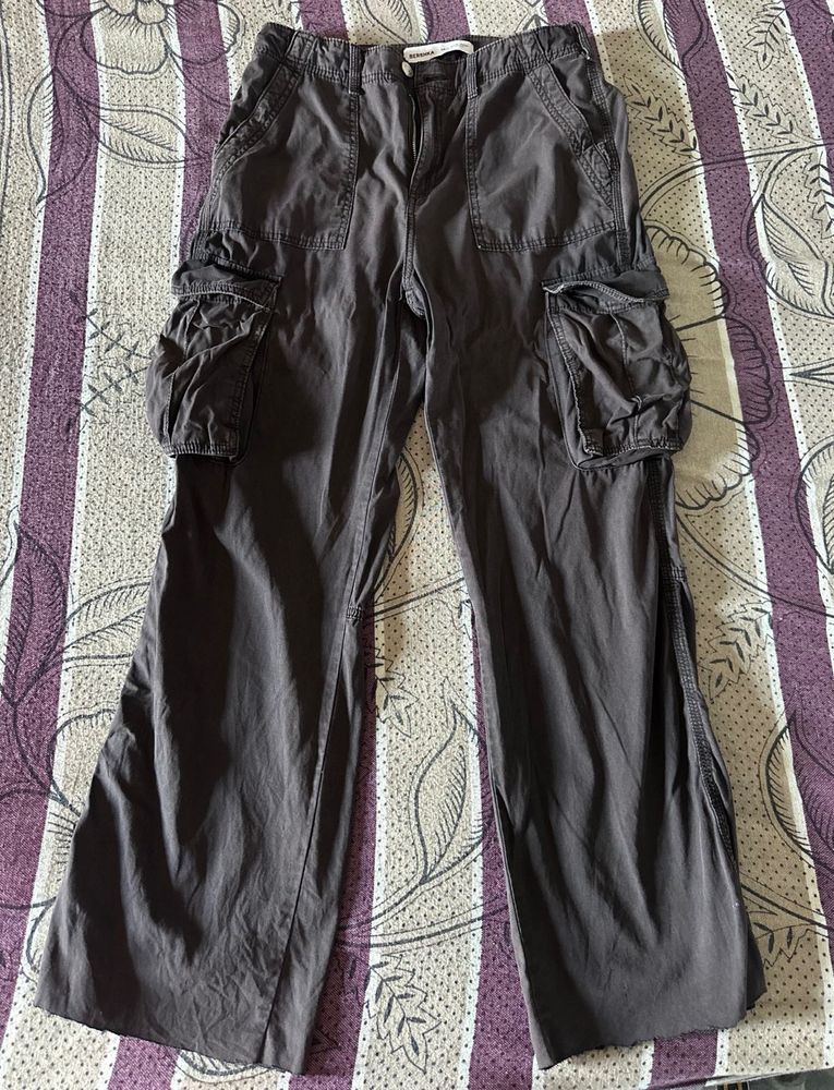 Bershka Cargo Pants