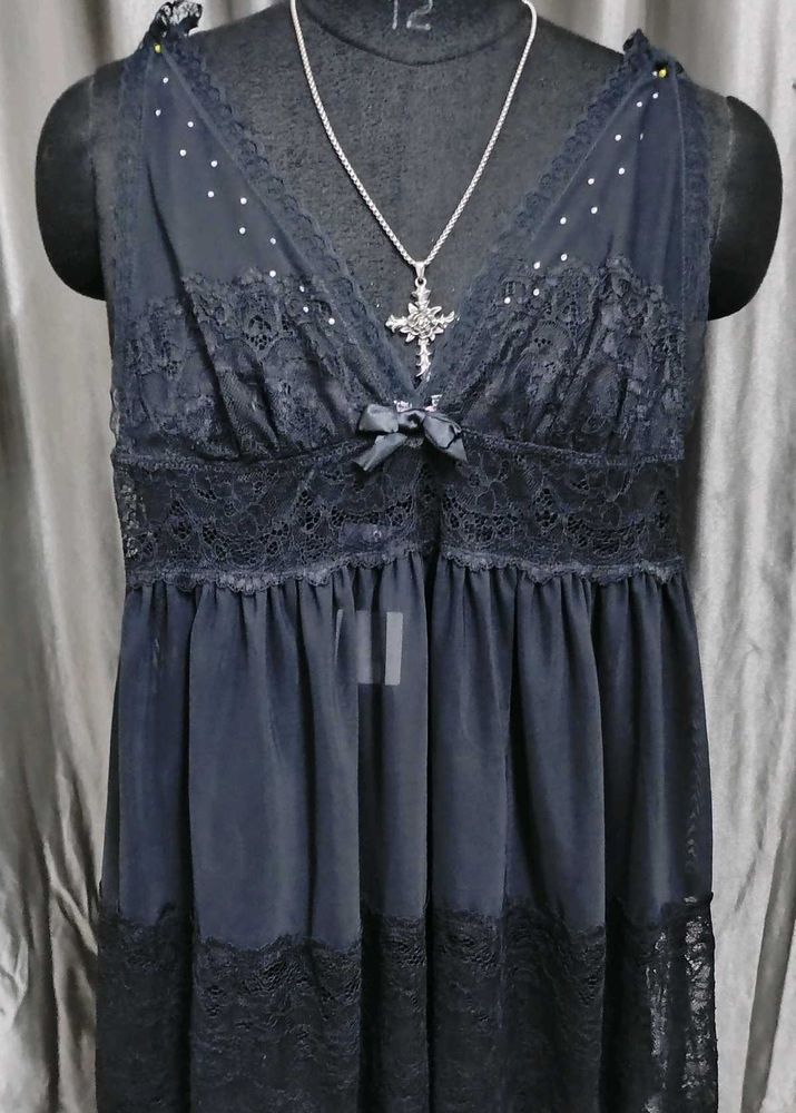 Elegant Black Lace Nightgown