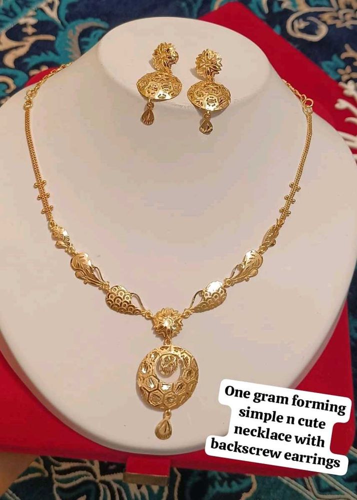 Beautiful Simple Necklace With Set Of Earning