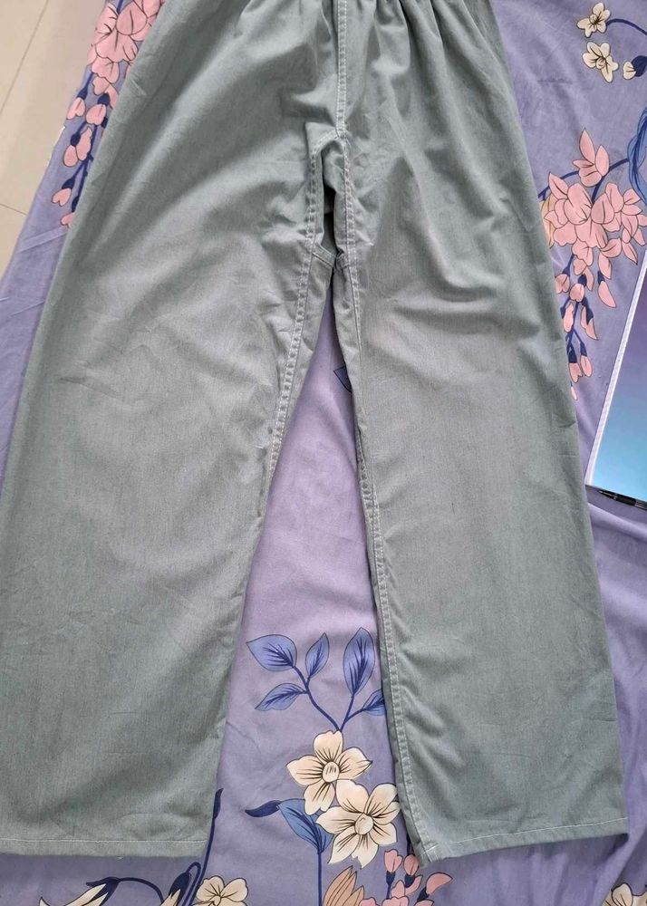 Comfortable Green Wide-Leg Pants