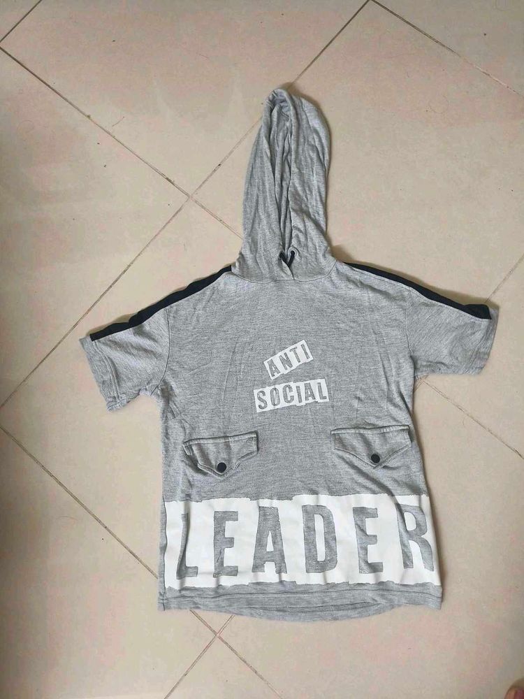 Gray 'Anti Social Leader' Hoodie Tee