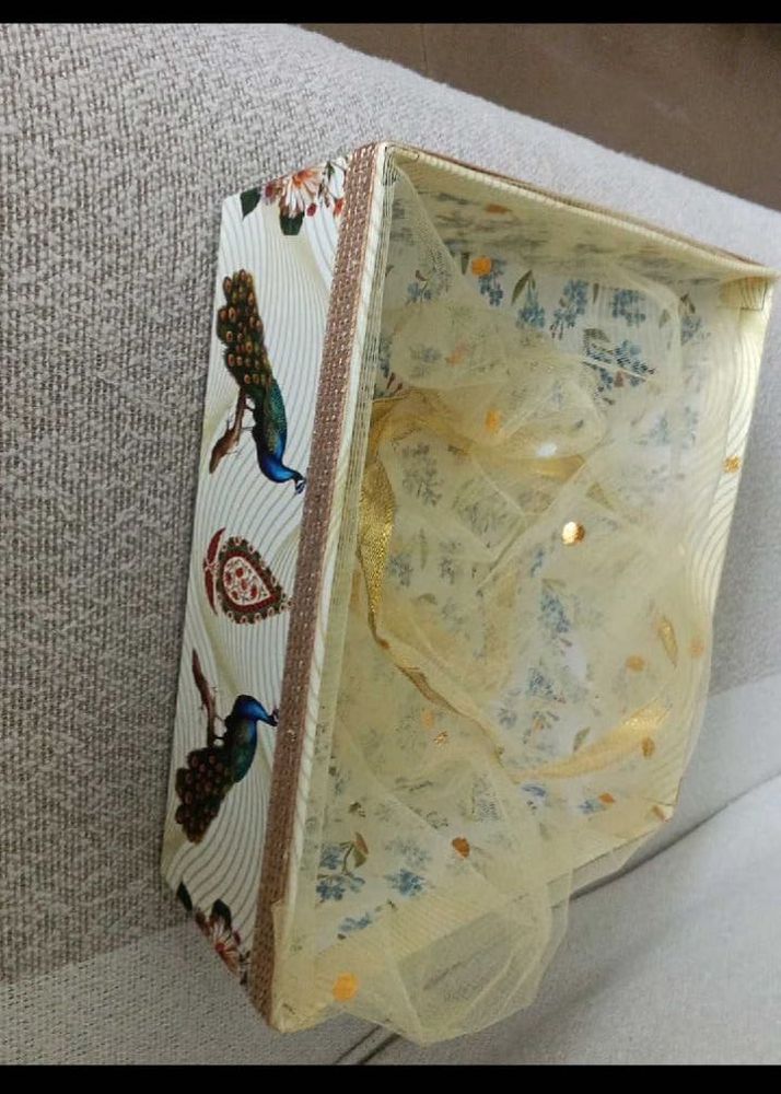 Decorative Peacock Gift Box