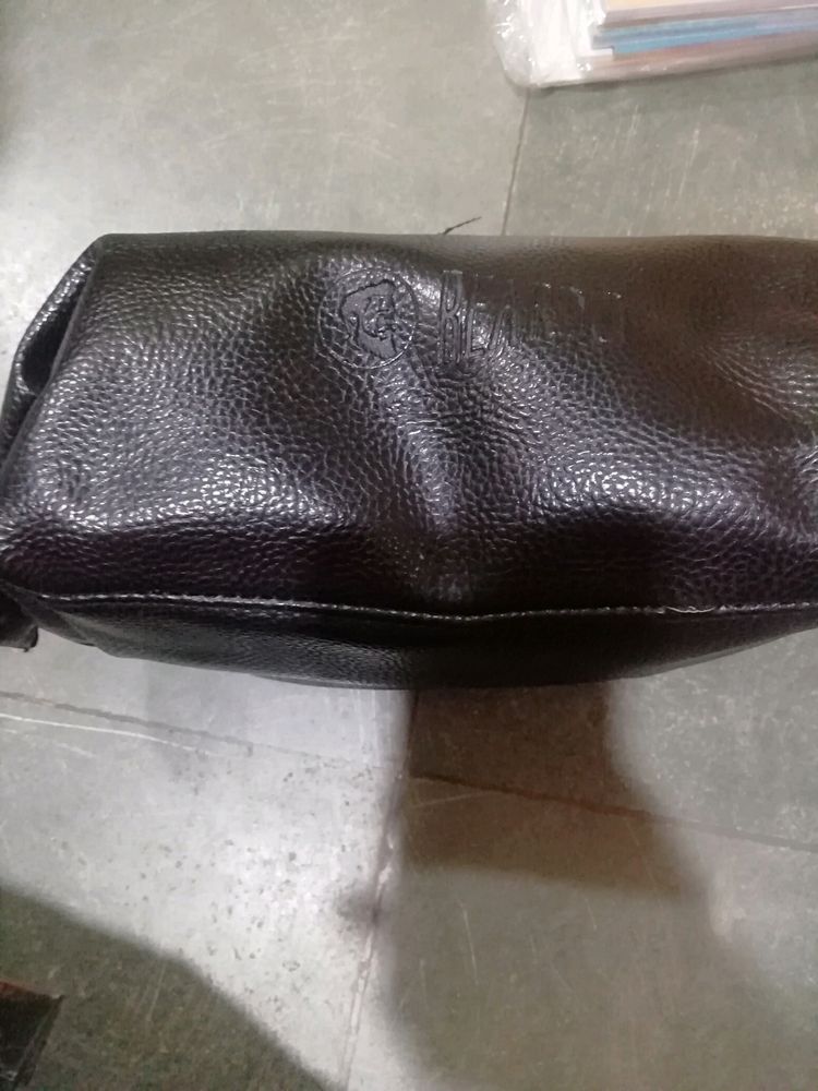 Tourist bag