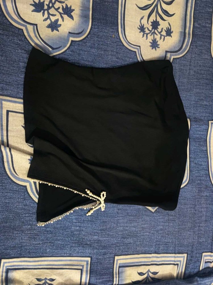 Elegant Black tube top with Pearl Embellishments