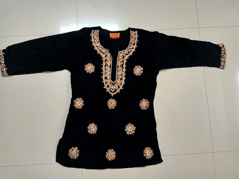 Srishti Black Kurti With Golden Embroidery