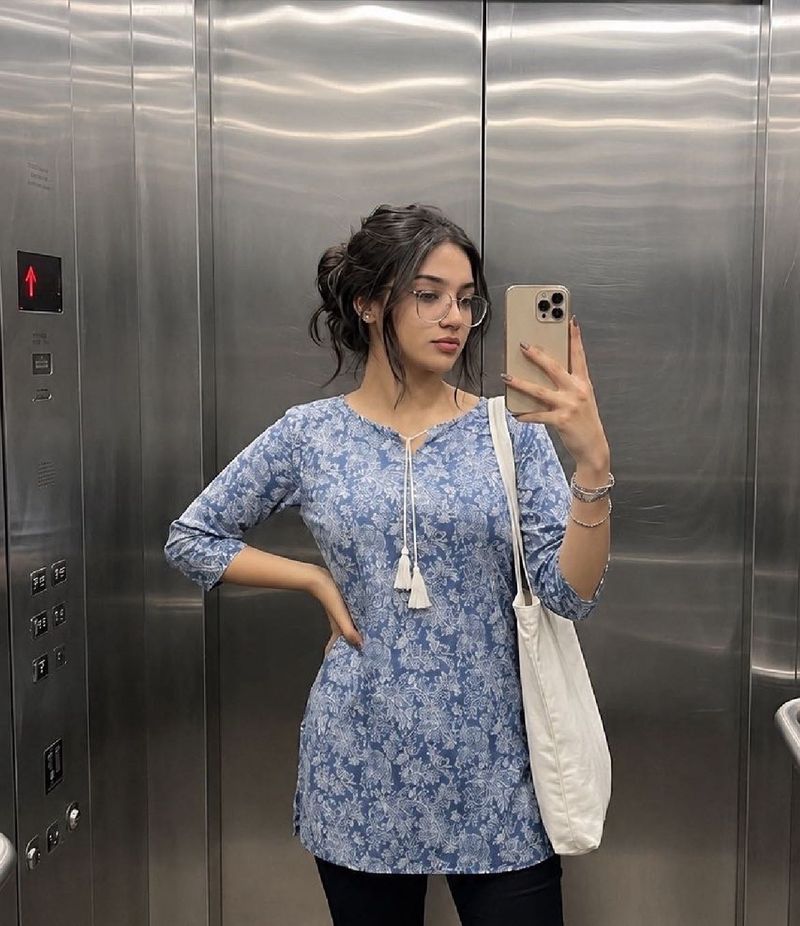 Blue Preety Short Kurti 💙