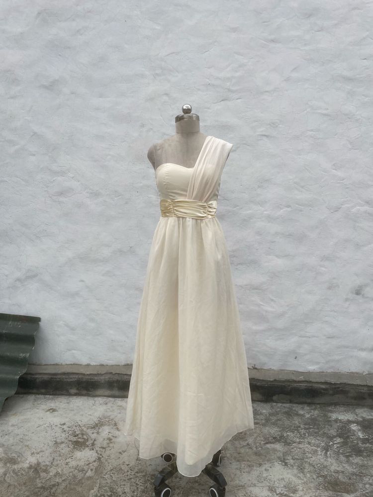 Elegant One-Shoulder Cream Dress