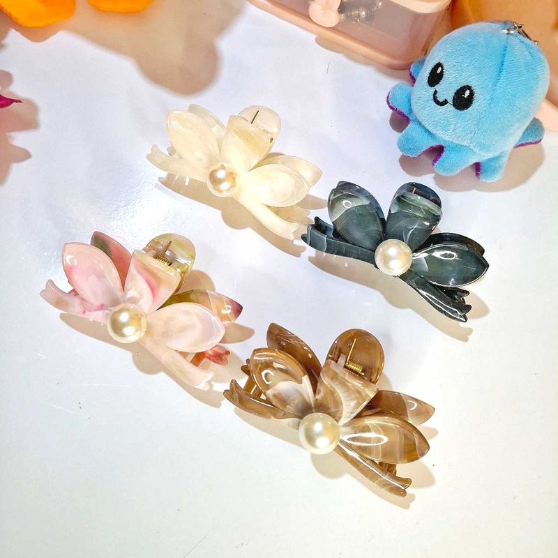 Set of 4 Floral Hair Claw Clips