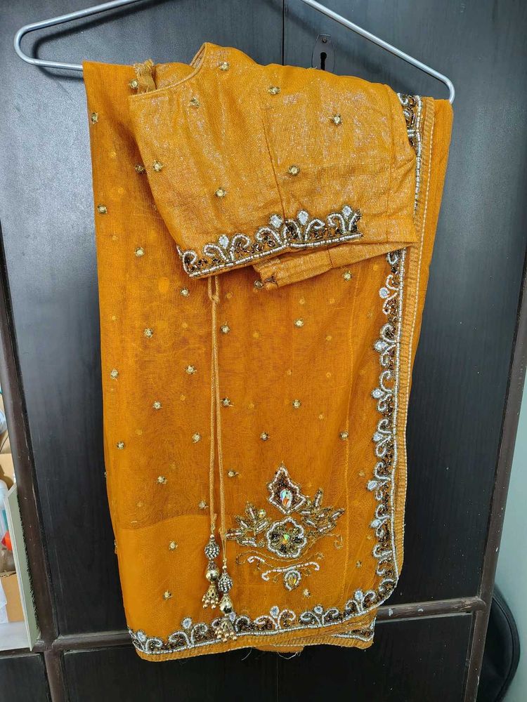 Elegant Mustard Saree with Blouse