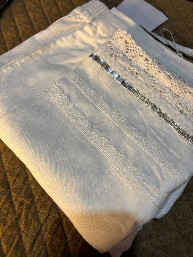 Elegant White bottom with Lace Detail