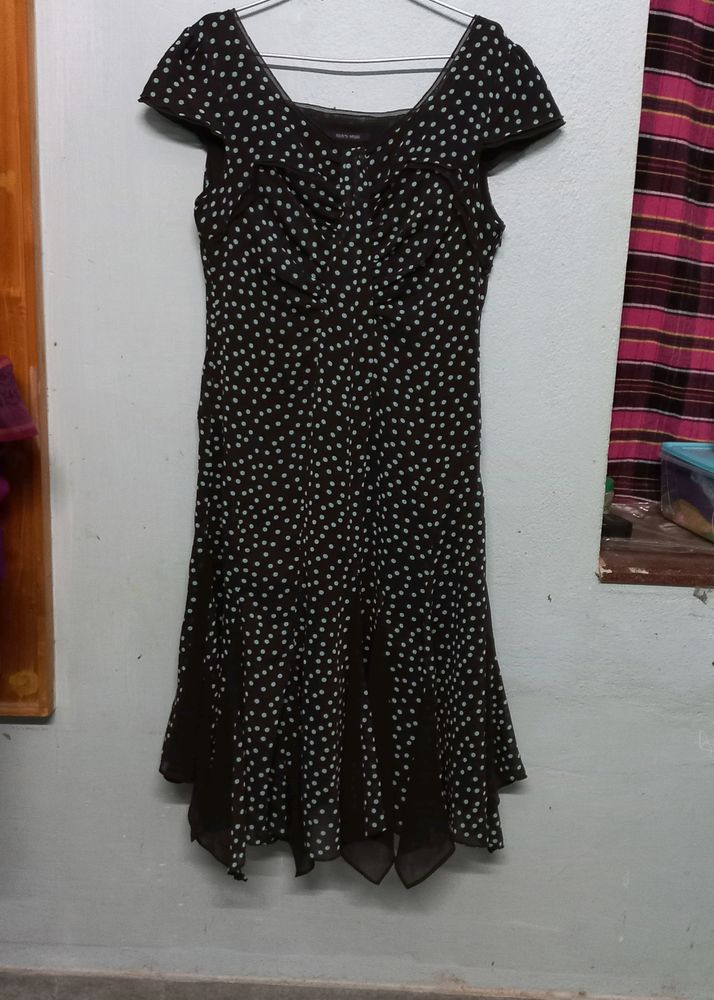 Chic Polka Dot Midi Dress