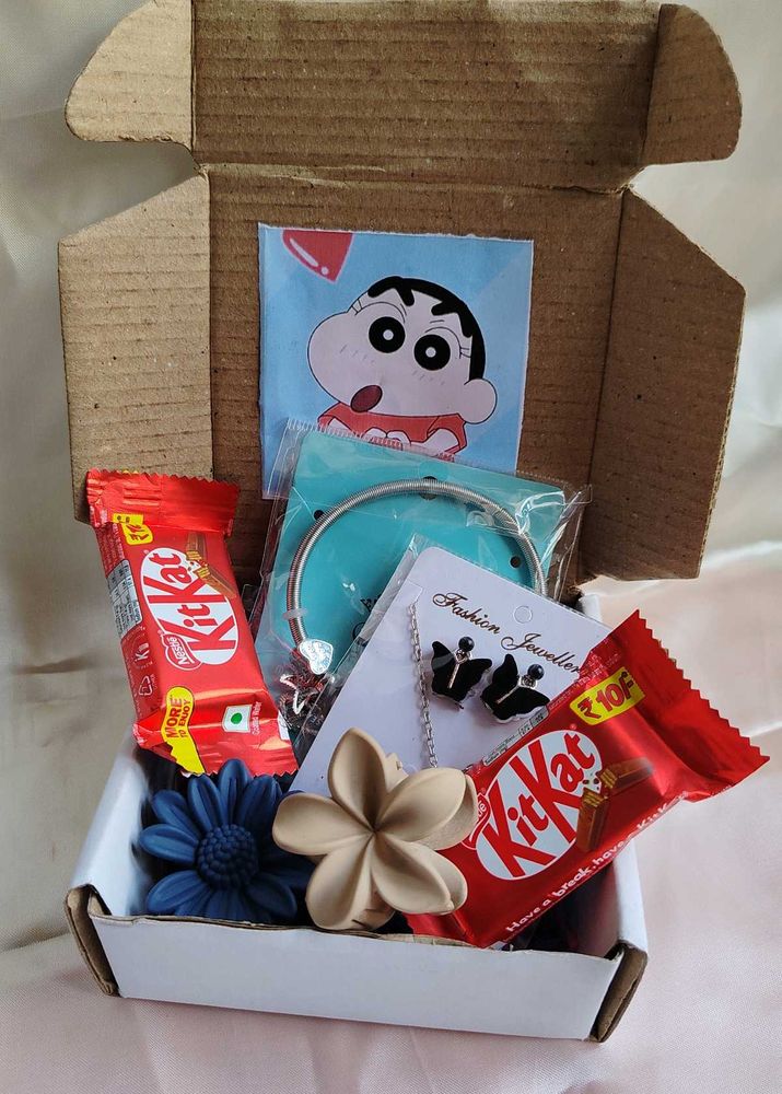 Cute Jewelry &amp; Snack Box Gift