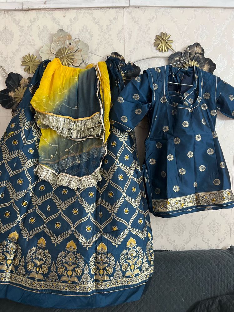 Stunning Teal &amp; Yellow poshak