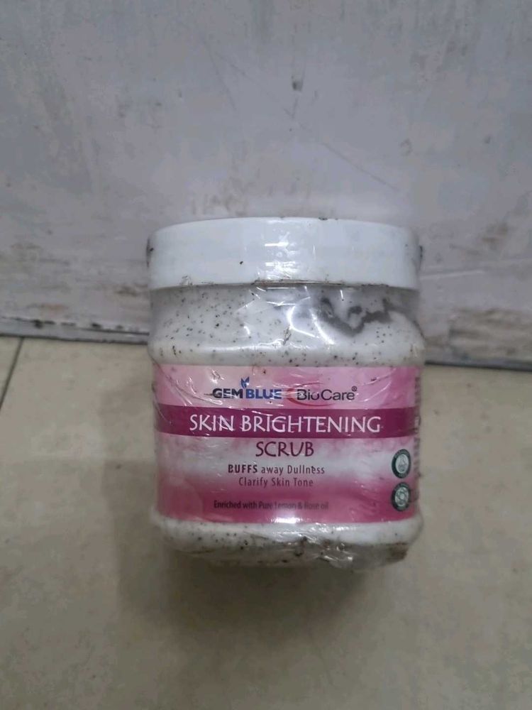 Gemblue Biocare Skin Brightening Scrub
