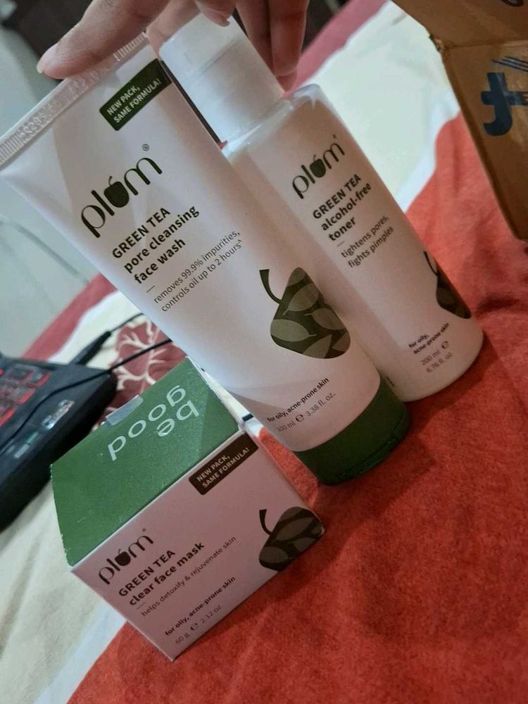 (BRAND NEW) Plum Green Tea Skincare Set