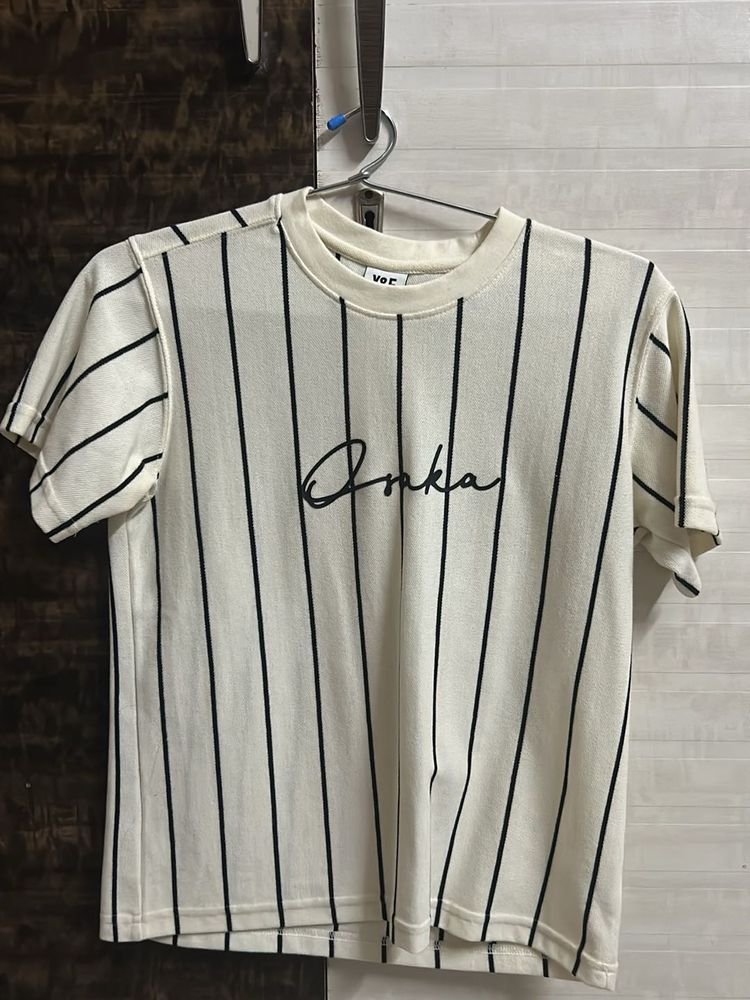 Stylish Striped Graphic T-Shirt