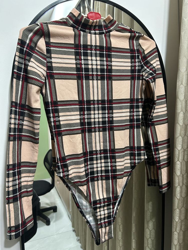 Mock Neck Fitted Bodysuit