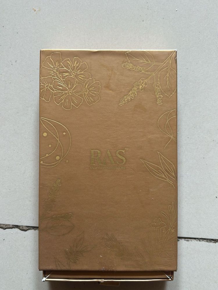 RAS Luxury lip balm