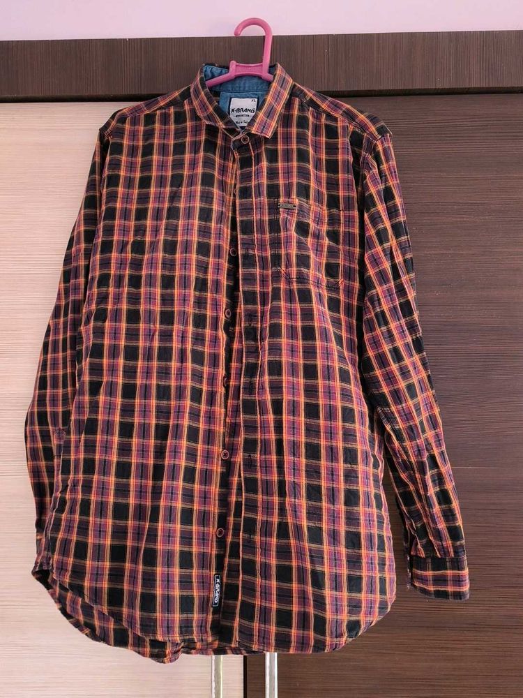 Classic Plaid Button-Up Shirt