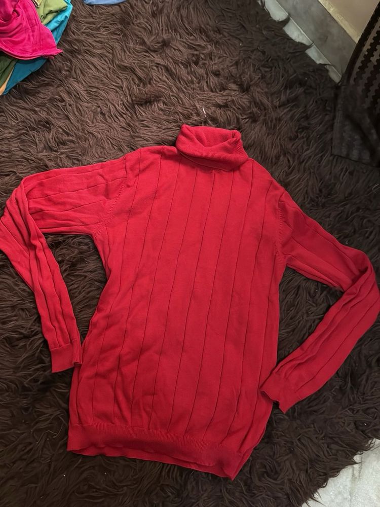 Red Turtleneck / Highneck Sweater