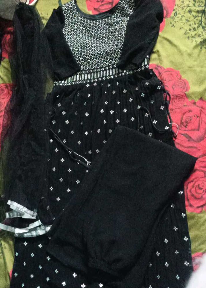 Black Naira Cut Suit