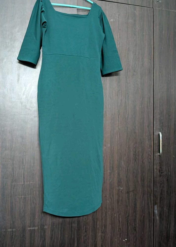 Elegant Teal Midi Dress