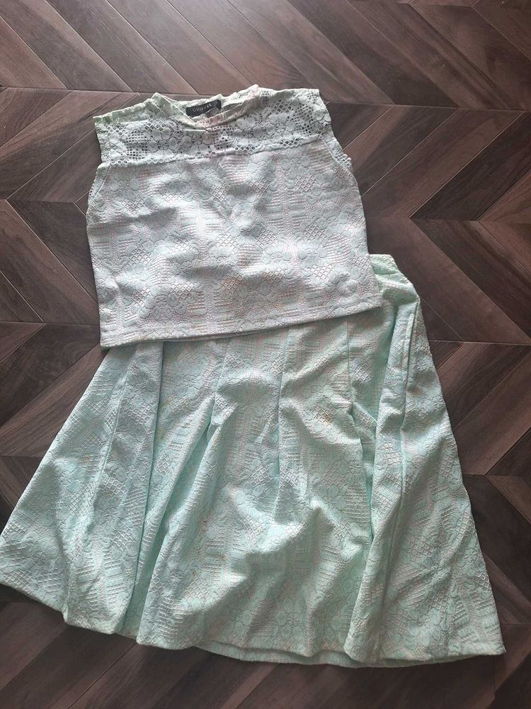 Mint Two-Piece Set