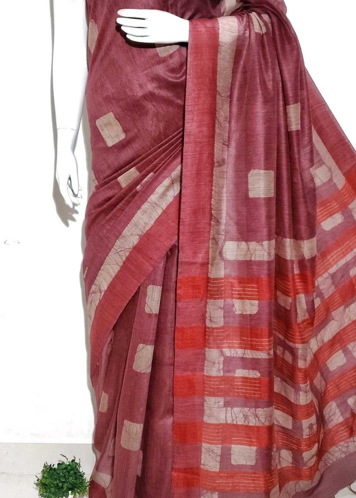 Maroon Saree with Abstract Print