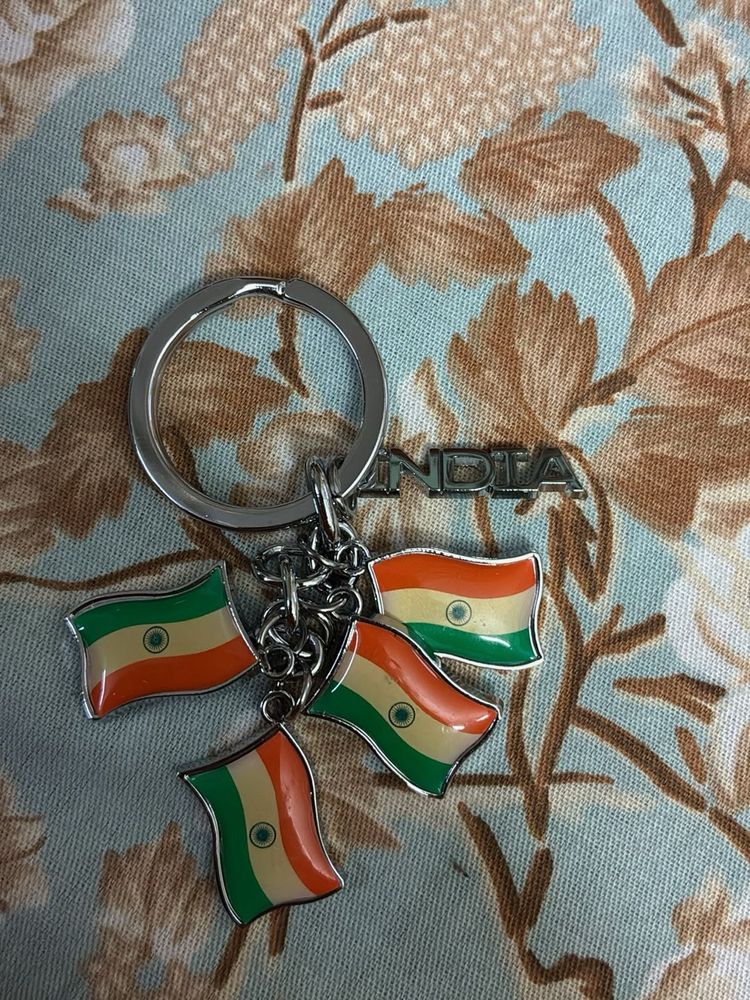 Sale‼️Flag Keychain