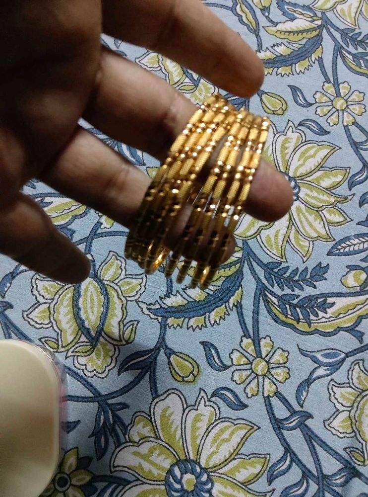 Elegant Gold Bangles Set 8pc