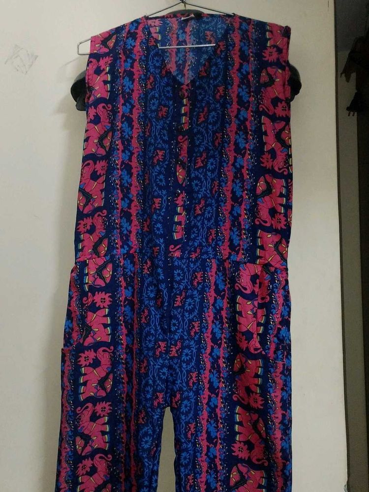 jumpsuit freebie 🎁