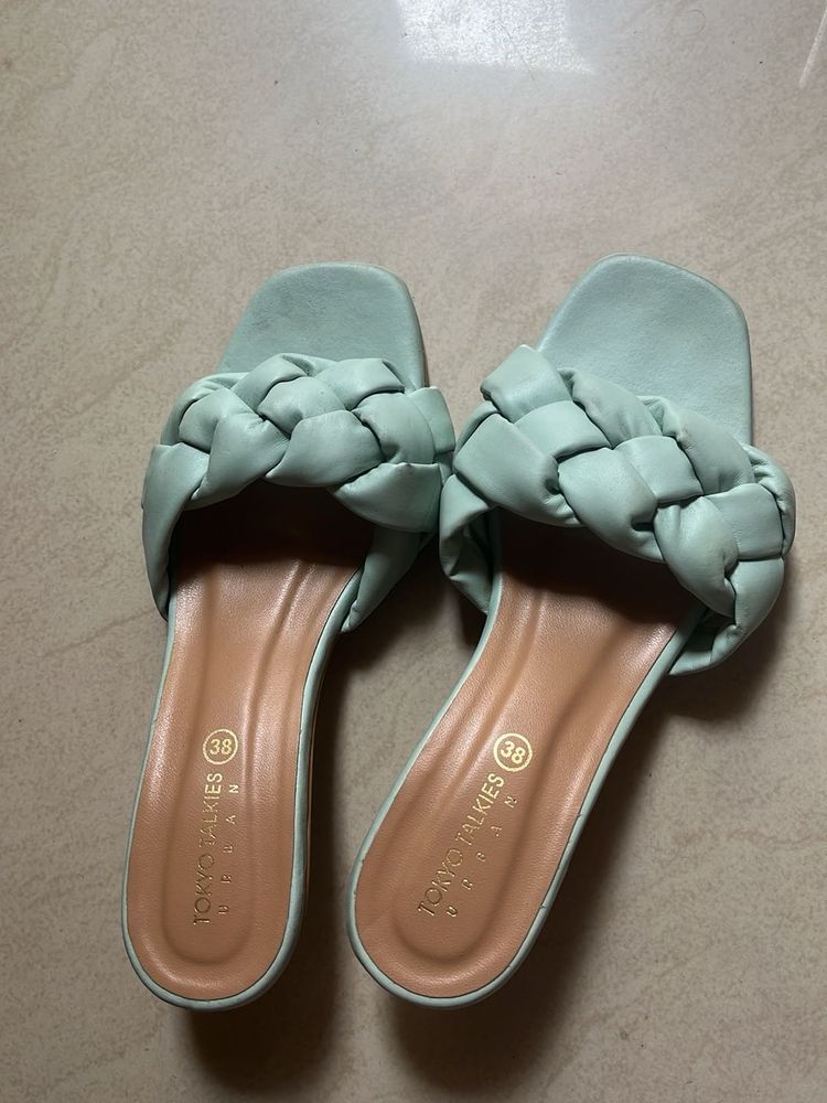 Blue Heels
