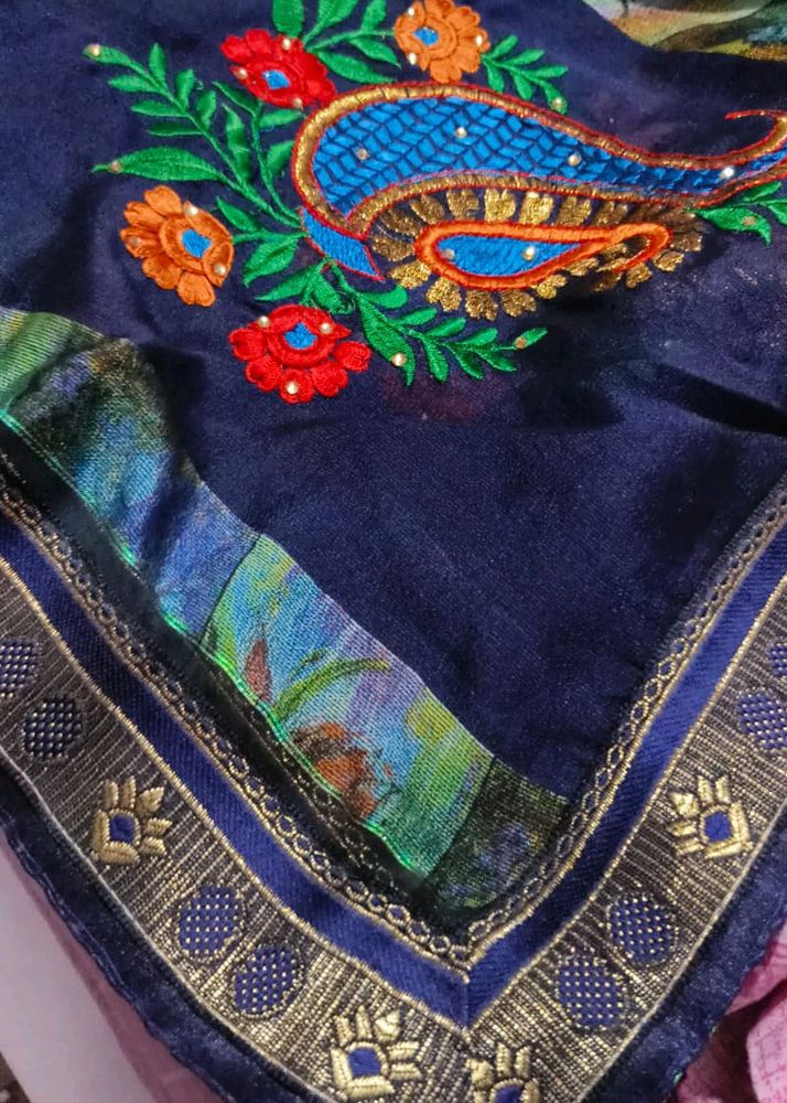 Preety Saree With Multi Colours Nd Pickock Disign