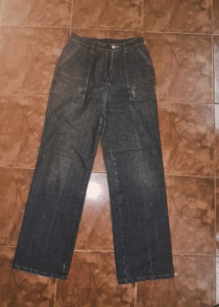 Stylish Dark Wash Wide-Leg Jeans